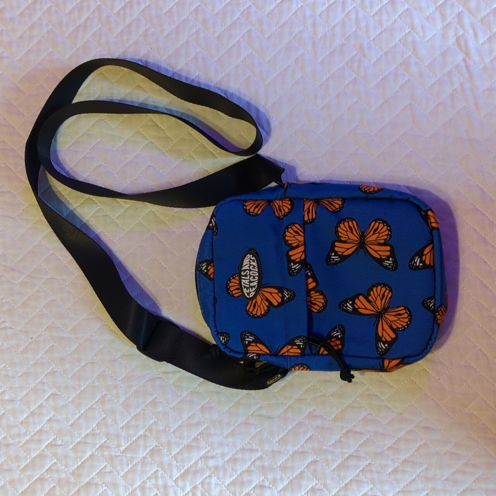 Petals & Peacocks | Butterfly Shoulder Bag